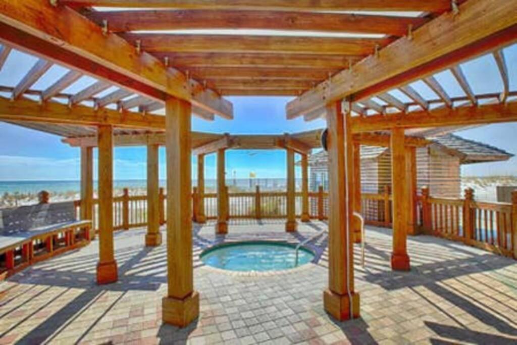 Beach Front 18Th Flr, Best Ocean View, New Upgrades Destin Exterior foto
